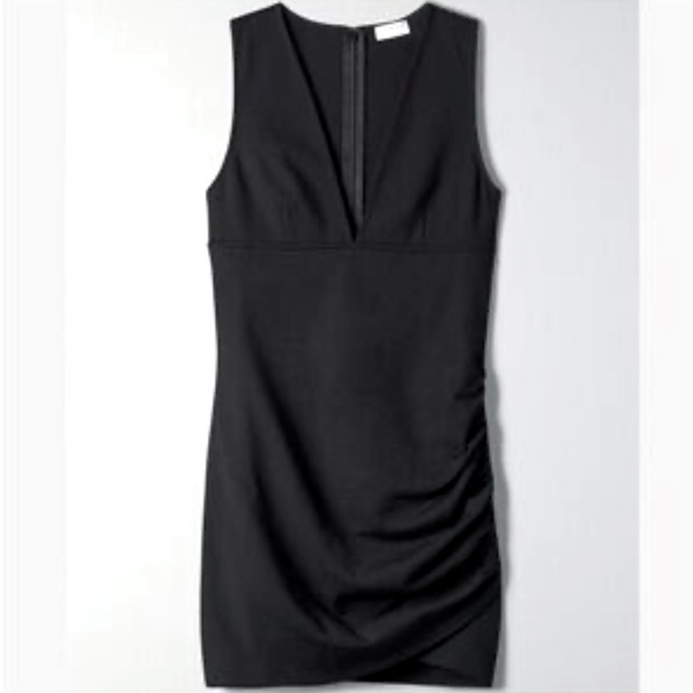 Aritzia Babaton Harrington Black Mini Sleeveless V-Neck Dress Size 8